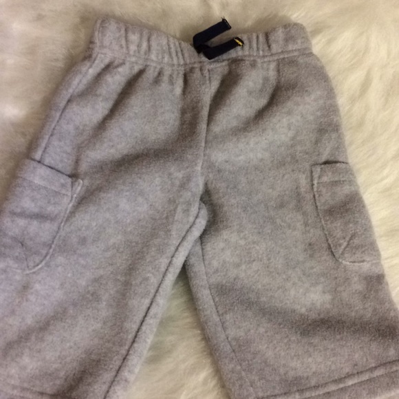 2pc Carter’s Play Fleece - Picture 4 of 5